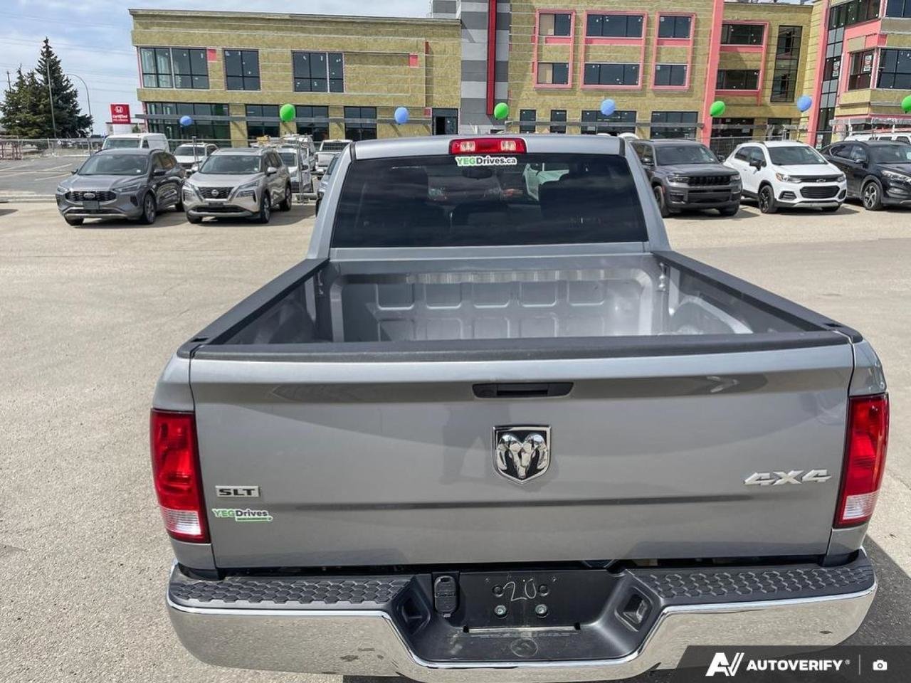 2023 Ram 1500 Classic SLT-11