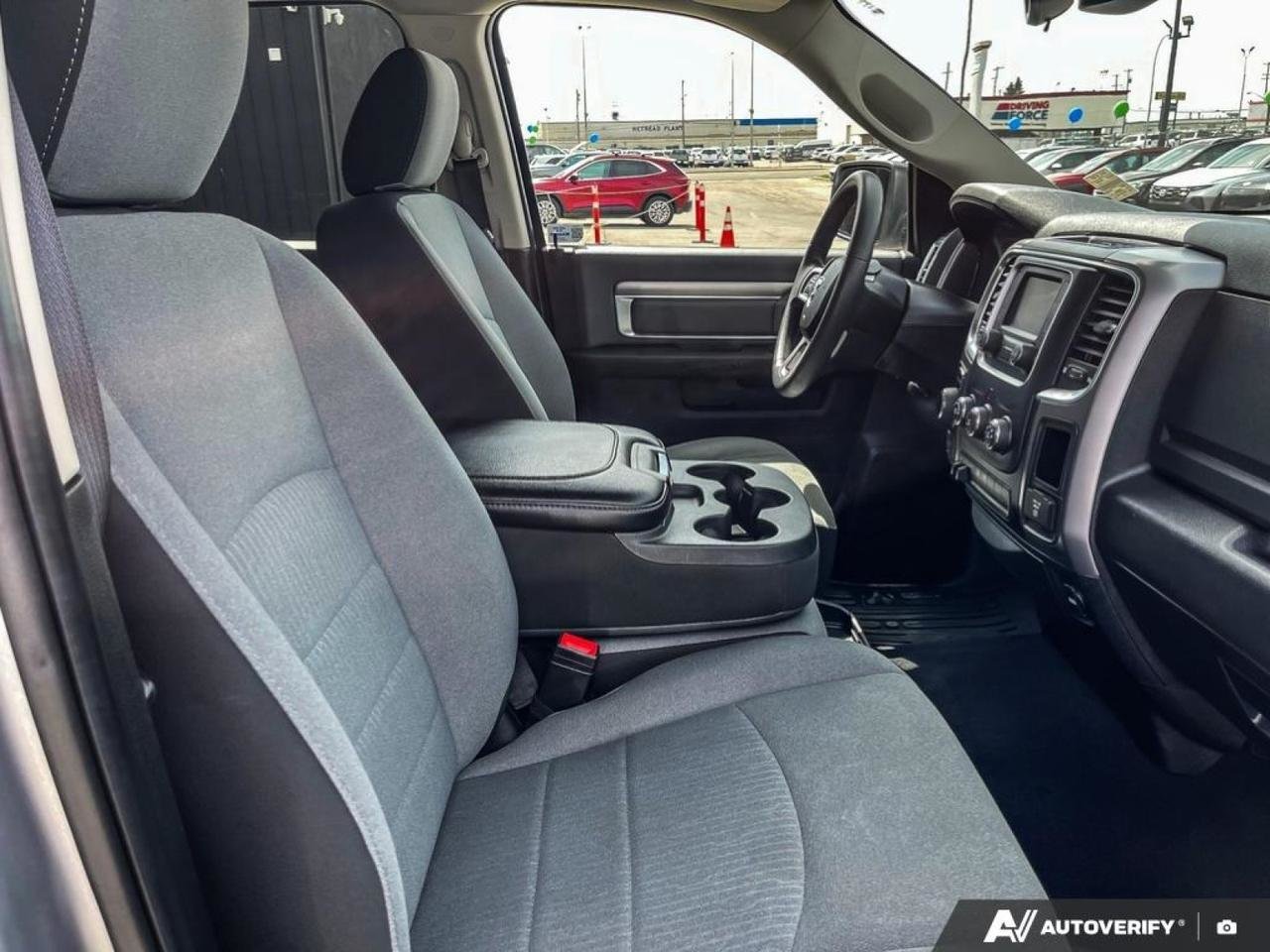 2023 Ram 1500 Classic SLT-21