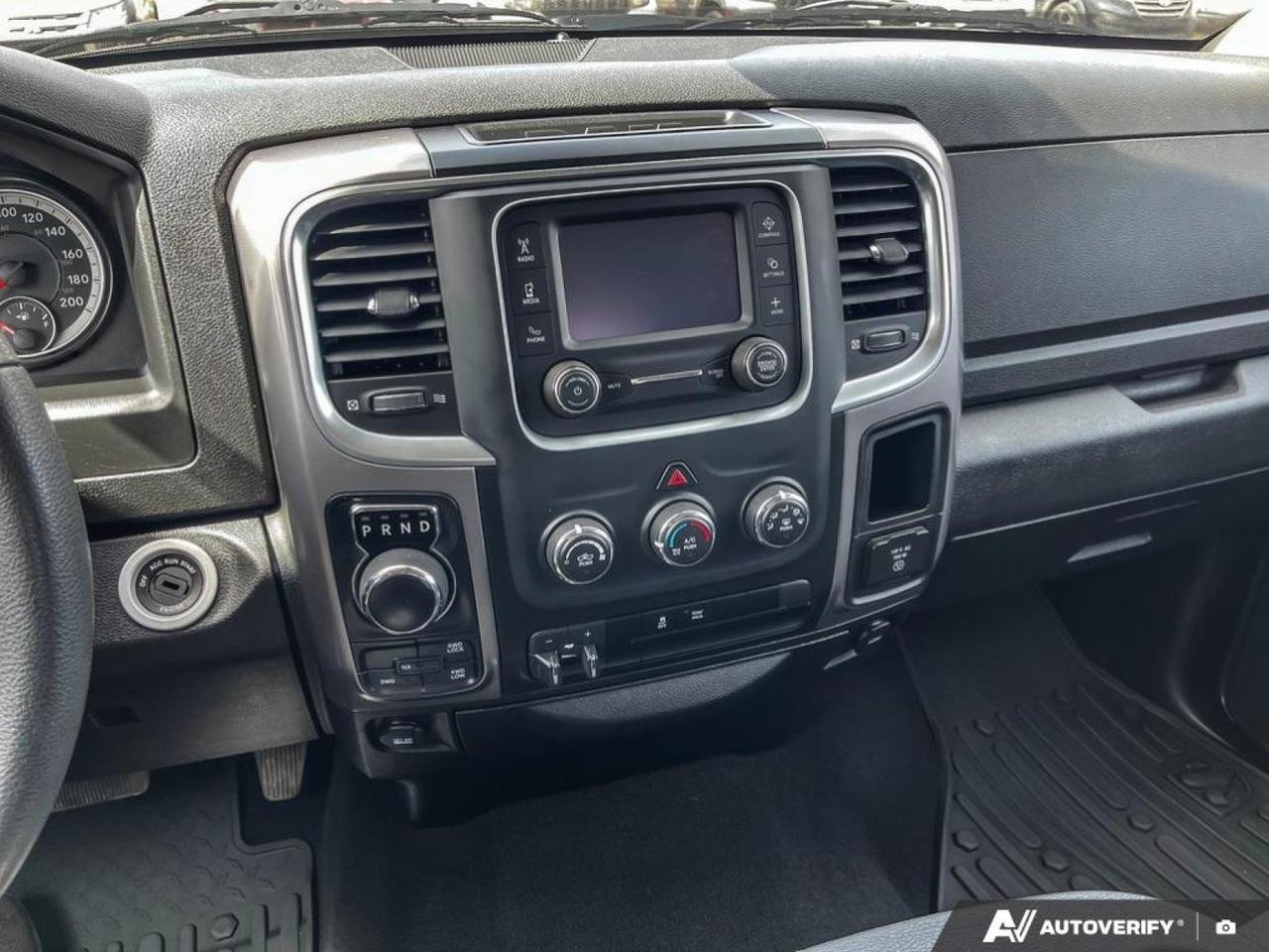 2023 Ram 1500 Classic SLT-18