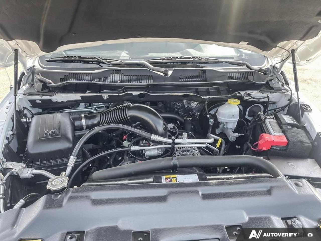 2023 Ram 1500 Classic SLT-9