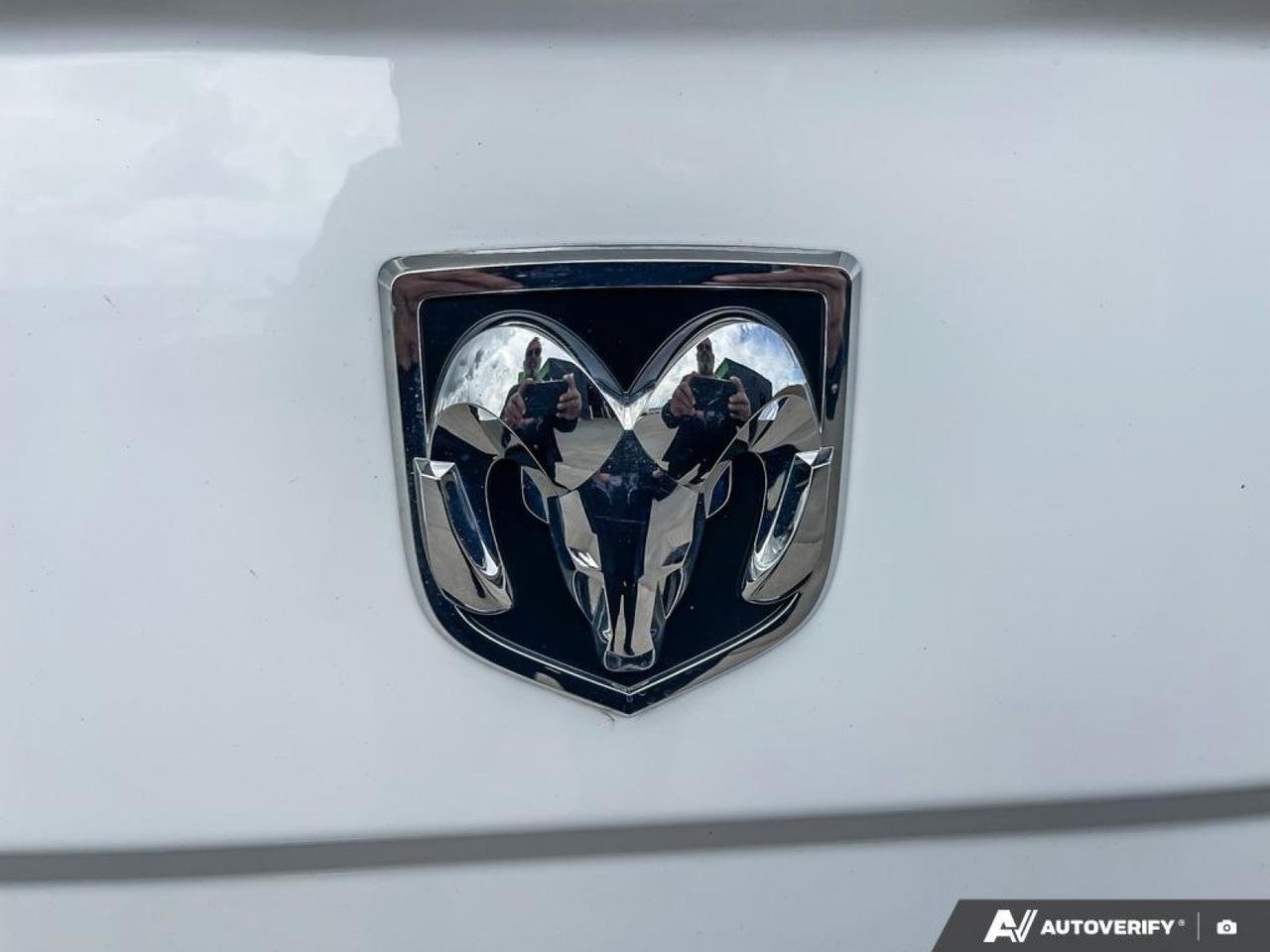 2023 Ram 1500 Classic SLT-8