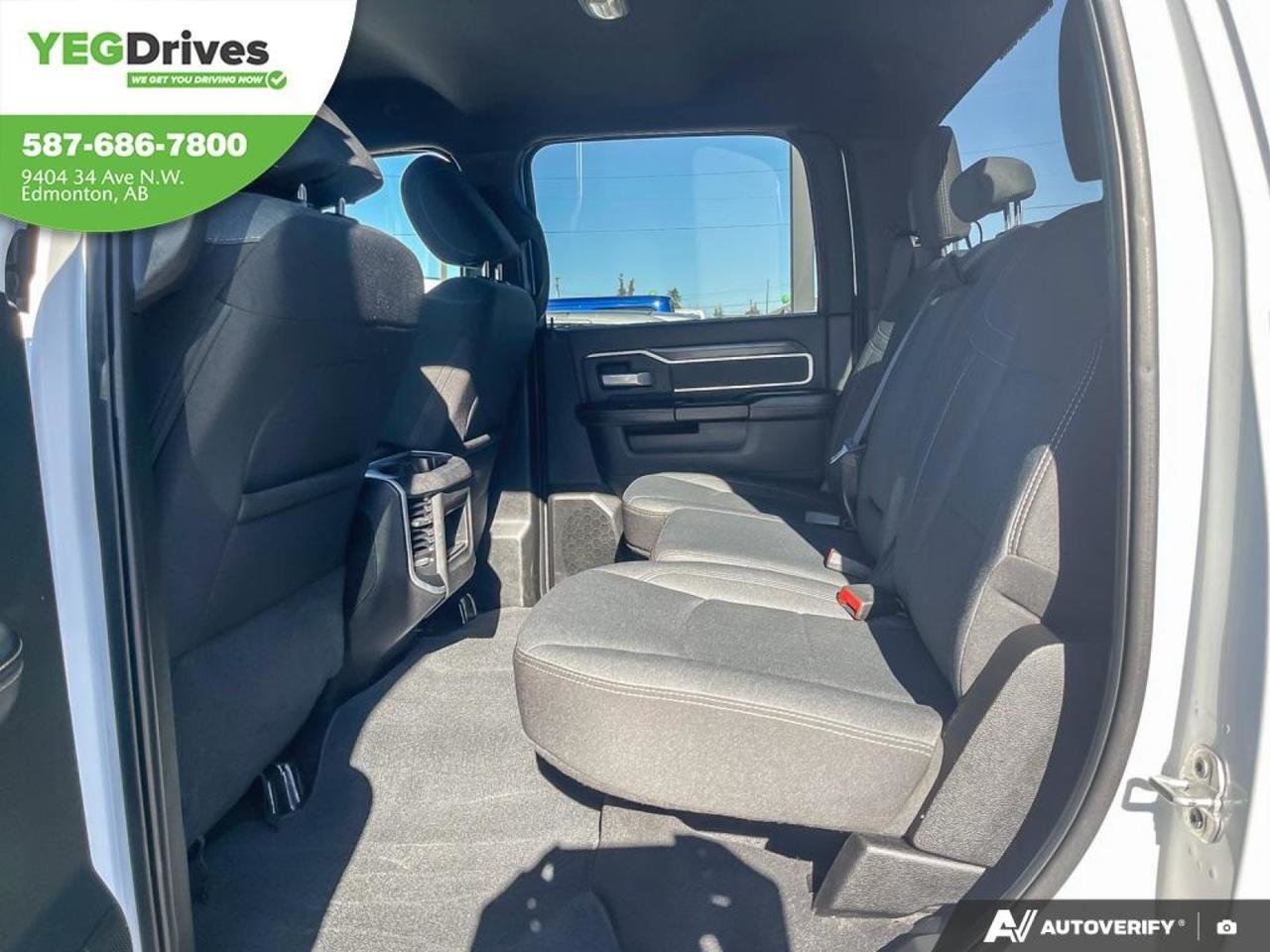 2023 Ram 3500 Big Horn-22