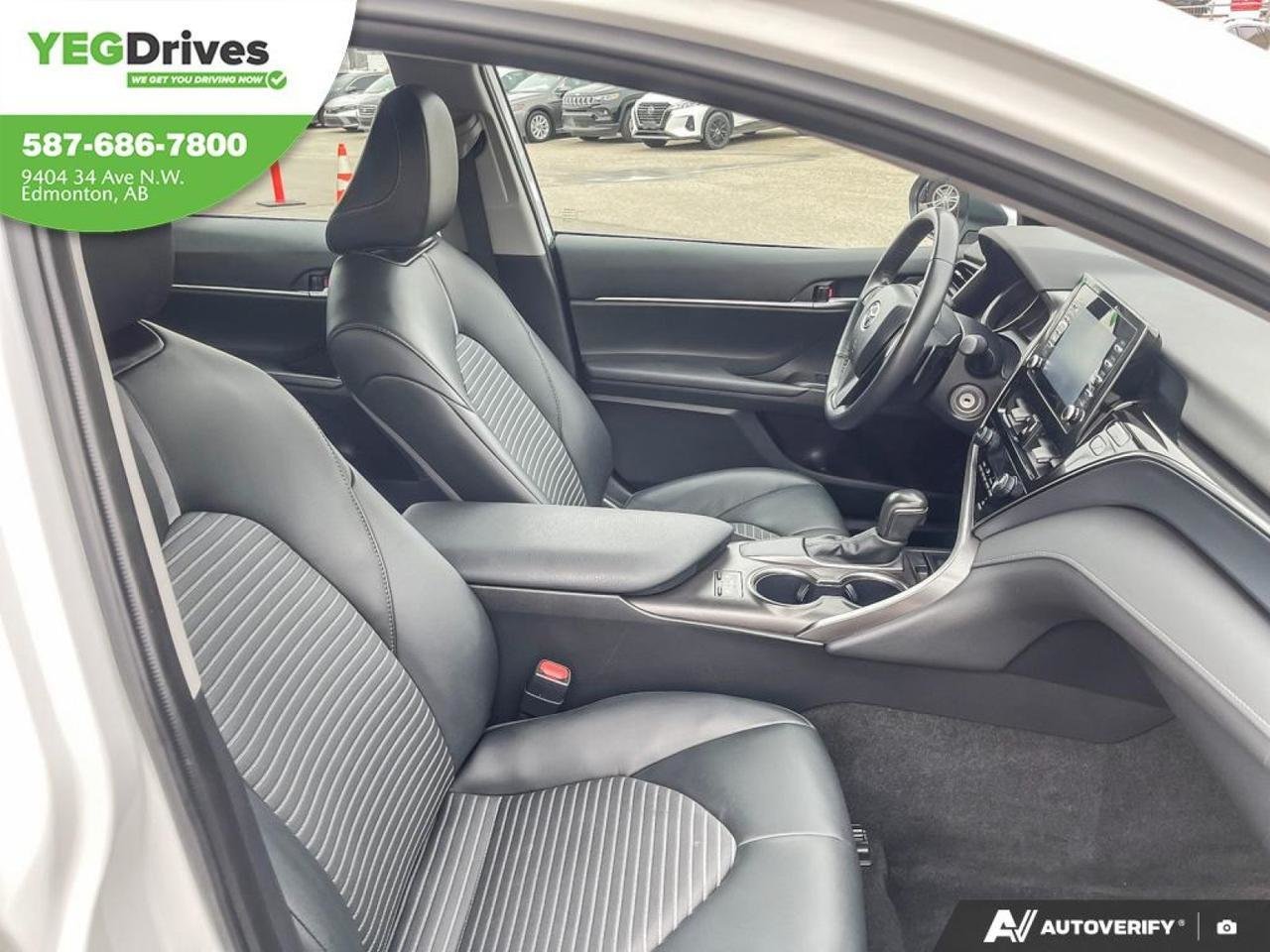 2024 Toyota CAMRY SE-21