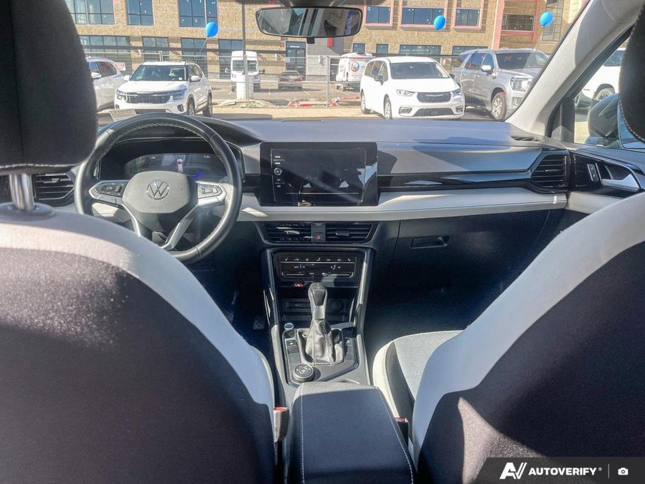 2025 Volkswagen Taos Trendline-23