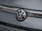 2025 Volkswagen Taos Comfortline Pano Roof Package / Platinum Gray Metallic