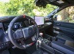 Toyota TRD Pro 2027 : place aux couleurs Miel doré et Miel piment