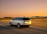 Why Choose a 2024 Range Rover over a BMW X7?