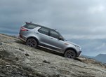 The Differences Between the Land Rover Discovery and Discovery Sport
