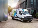 Mercedes-Benz unveils brand-new eSprinter electric cargo van
