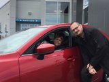 Félicitations Mme Henley pour l'achat de votre nouvelle Mazda 2017, Chambly Mazda