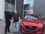 Félicitations à la garderie L’Arbre Enchanteur pour votre nouvelle Mazda 3 2018, Chambly Mazda