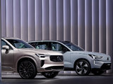 2025 Volvo EX90 vs XC90: Choosing Between Electric and Hybrid Luxury