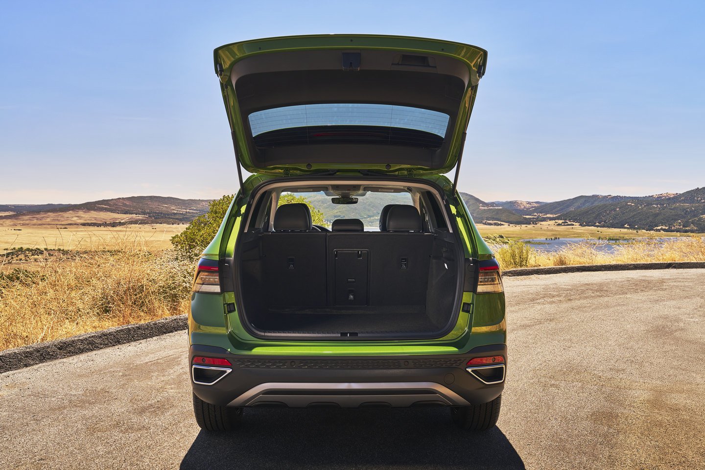 L'espace de chargement du Taos 2026 est-il suffisant pour une fin de semaine de ski ?