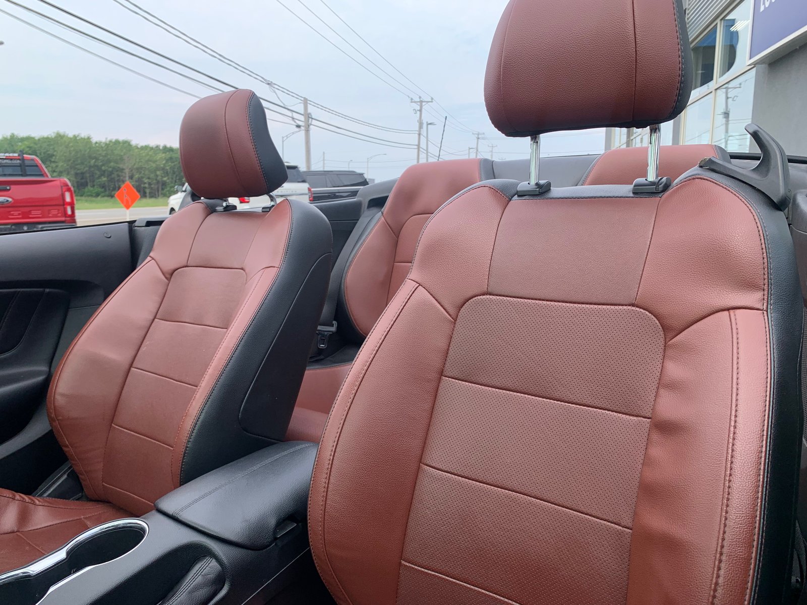 Ford Mustang GT Premium  GROUPE  401A 2017 à Matane, Québec - 7 - w1920h1200px
