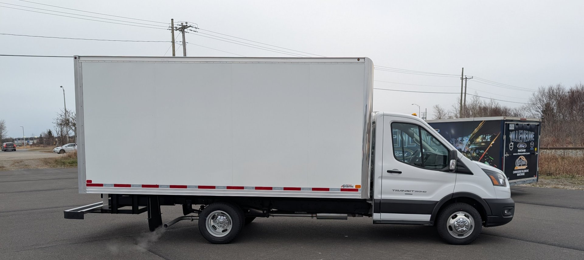 Ford Transit Chassis Cab  2025 à Matane, Québec - 5 - w1920h1200px