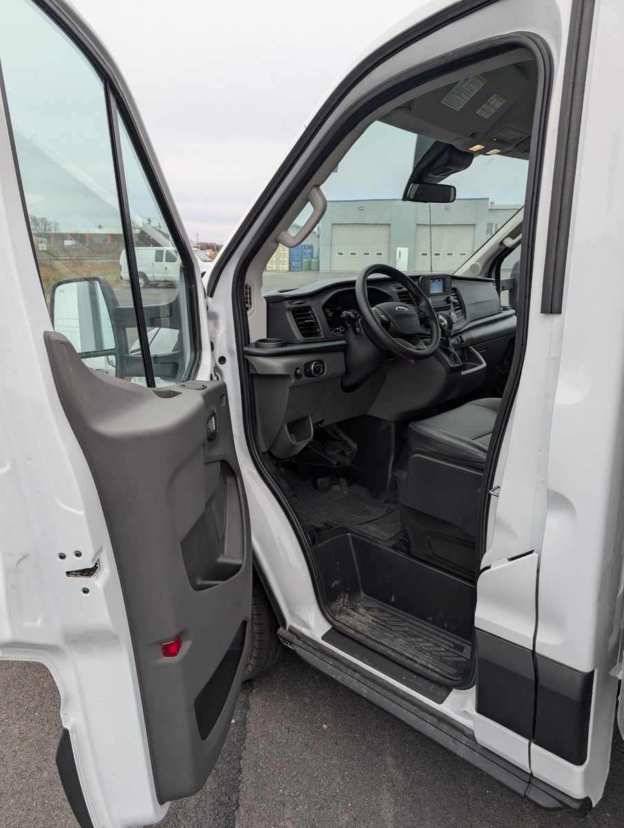 Ford Transit Chassis Cab  2025 à Matane, Québec - 9 - w1920h1200px