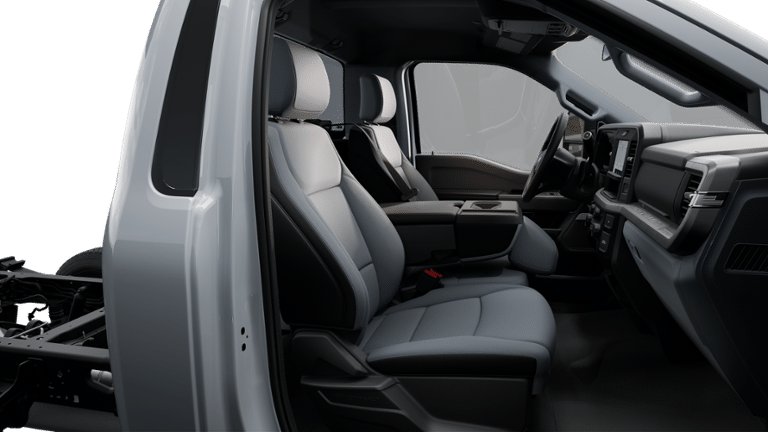 2025 Ford Super Duty F-600 DRW in Surrey, British Columbia - 6 - w1920h1200px