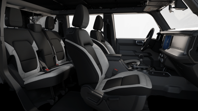2025 Ford Bronco Base in Surrey, British Columbia - 6 - w1920h1200px