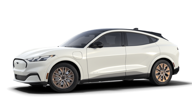 2025 Ford MUSTANG MACH-E PREMIUM in Rivière-du-Loup, Quebec