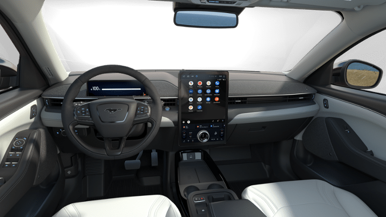 2025 Ford MUSTANG MACH-E PREMIUM in Rivière-du-Loup, Quebec - 7 - w1920h1200px