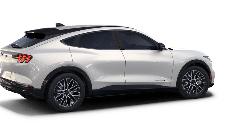 Ford Mustang Mach-E Premium 2024 à Amos, Québec - 3 - w1920h1200px