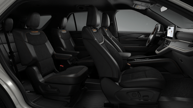 2026 Ford Explorer Tremor in Matane, Quebec - 6 - w1920h1200px