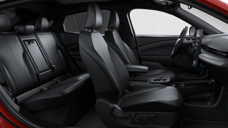 Ford Mustang Mach-E Select 2026 à Matane, Québec - 6 - w1920h1200px