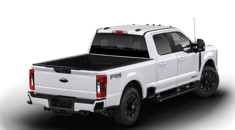 2026 Ford Super Duty F-250 SRW XLT in Matane, Quebec - 3 - w1920h1200px