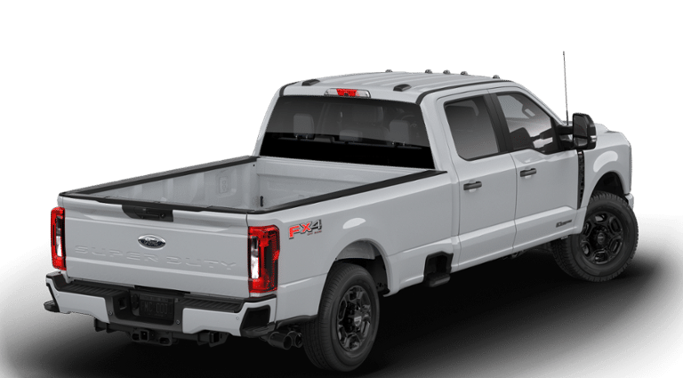 2026 Ford Super Duty F-250 SRW XL in Matane, Quebec - 3 - w1920h1200px