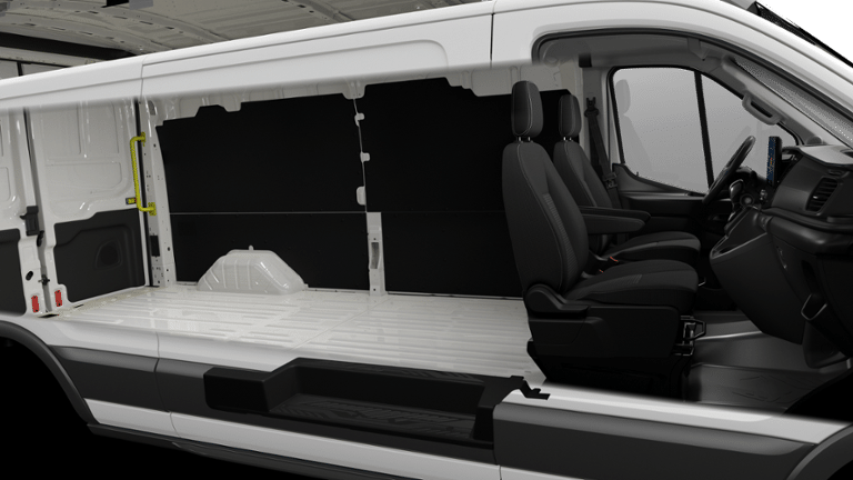 2026 Ford Transit Cargo Van in Matane, Quebec - 6 - w1920h1200px