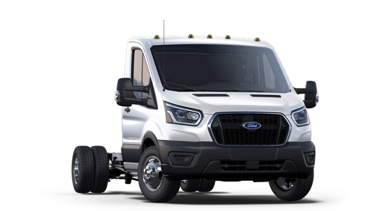 2025 Ford Transit CC-CA Chassis Cab in Matane, Quebec - 4 - w1920h1200px