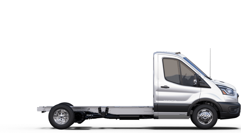 2025 Ford Transit CC-CA Chassis Cab in Matane, Quebec - 5 - w1920h1200px