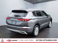 Mitsubishi Outlander LE-AWC 7 Passagers 1 Proprio Toit Pano GPS CarPlay 2024-4