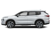 2024 Mitsubishi Outlander LE-1