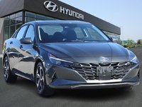 2023 Hyundai Elantra Luxury-2