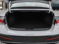 2025 Hyundai ELANTRA Essential-6