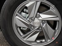 2026 Hyundai Elantra Essential-7