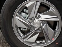 2026 Hyundai Elantra Essential-5