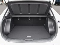 2026 Hyundai Kona Electric Preferred-6