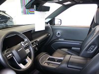 2026 Hyundai Palisade Ultimate Calligraphy 7 Passenger-2