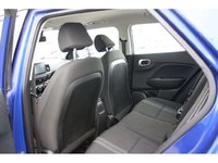 2023 Hyundai Venue Preferred-6