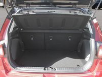 2025 Hyundai VENUE Essential Two-tone-6