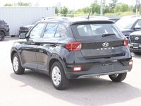 2025 Hyundai Venue Preferred-5