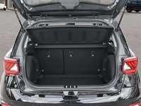 2026 Hyundai Venue Essential-6