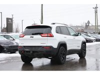 2015 Jeep Cherokee Trailhawk-4
