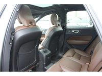 2021 Volvo XC60 Recharge Plug-In Hybrid T8 Inscription-6