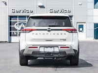 2024 Nissan Pathfinder Platinum-5