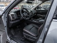 2025 Nissan Pathfinder Platinum-6