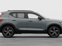 Volvo XC40 Core (Dark Theme) 2026-6