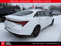 Hyundai Elantra Hybrid PREFERRED DCT 2022-2